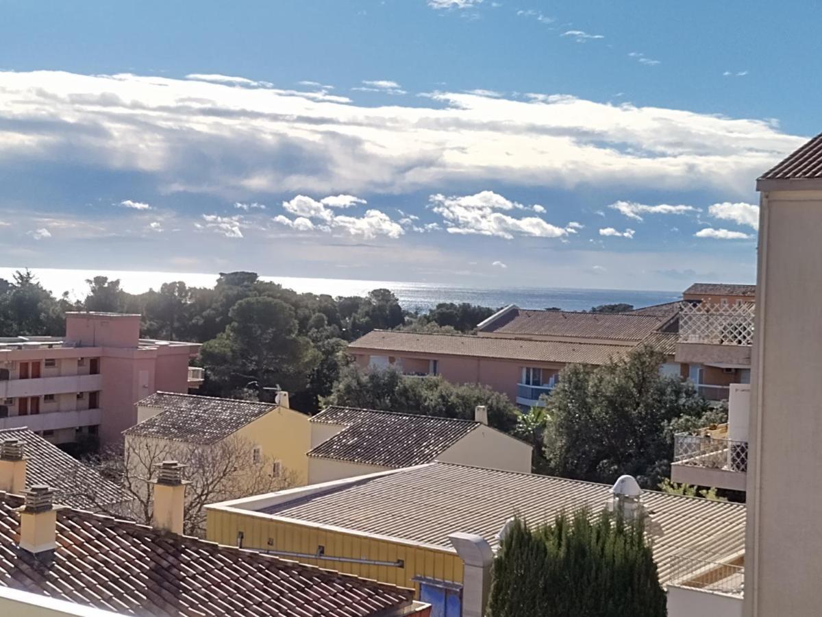 Studio Tout A Pied - Vue Sur Mer Saint Aygulf Exterior foto